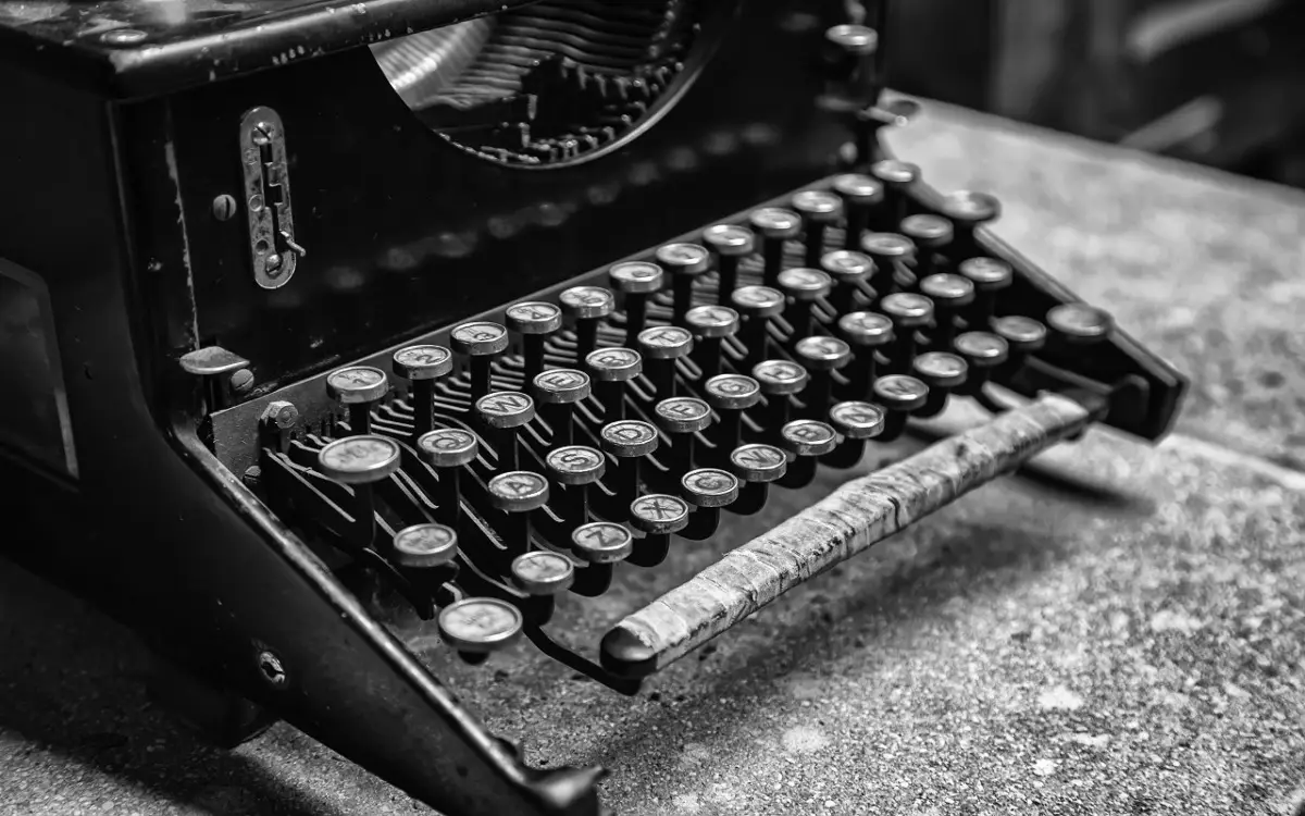Hai una vecchia macchina da scrivere? Sai quanto potrebbe valere proprio ora Hai una vecchia macchina da scrivere? Sai quanto potrebbe valere proprio ora