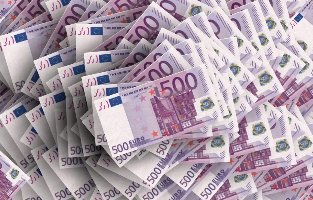 Il 27 marzo questa banconota verrà dismessa: è ancora valida per i pagamenti? Il 27 marzo questa banconota verrà dismessa: è ancora valida per i pagamenti?