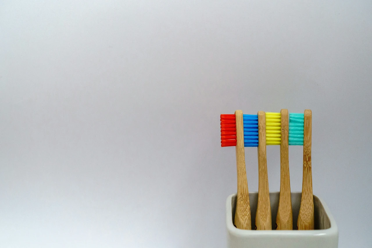 Come disinfettare gli spazzolini da denti: ecco i cinque trucchetti Come disinfettare gli spazzolini da denti: ecco i cinque trucchetti