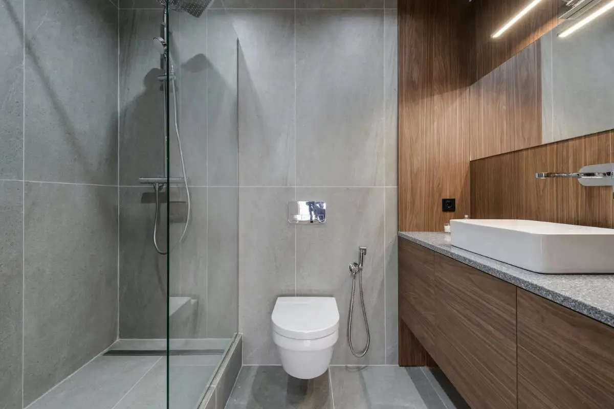 Bagno più luminoso senza ristrutturare: il segreto dei designer per valorizzare gli spazi piccoli nel 2025 Bagno più luminoso senza ristrutturare: il segreto dei designer per valorizzare gli spazi piccoli nel 2025